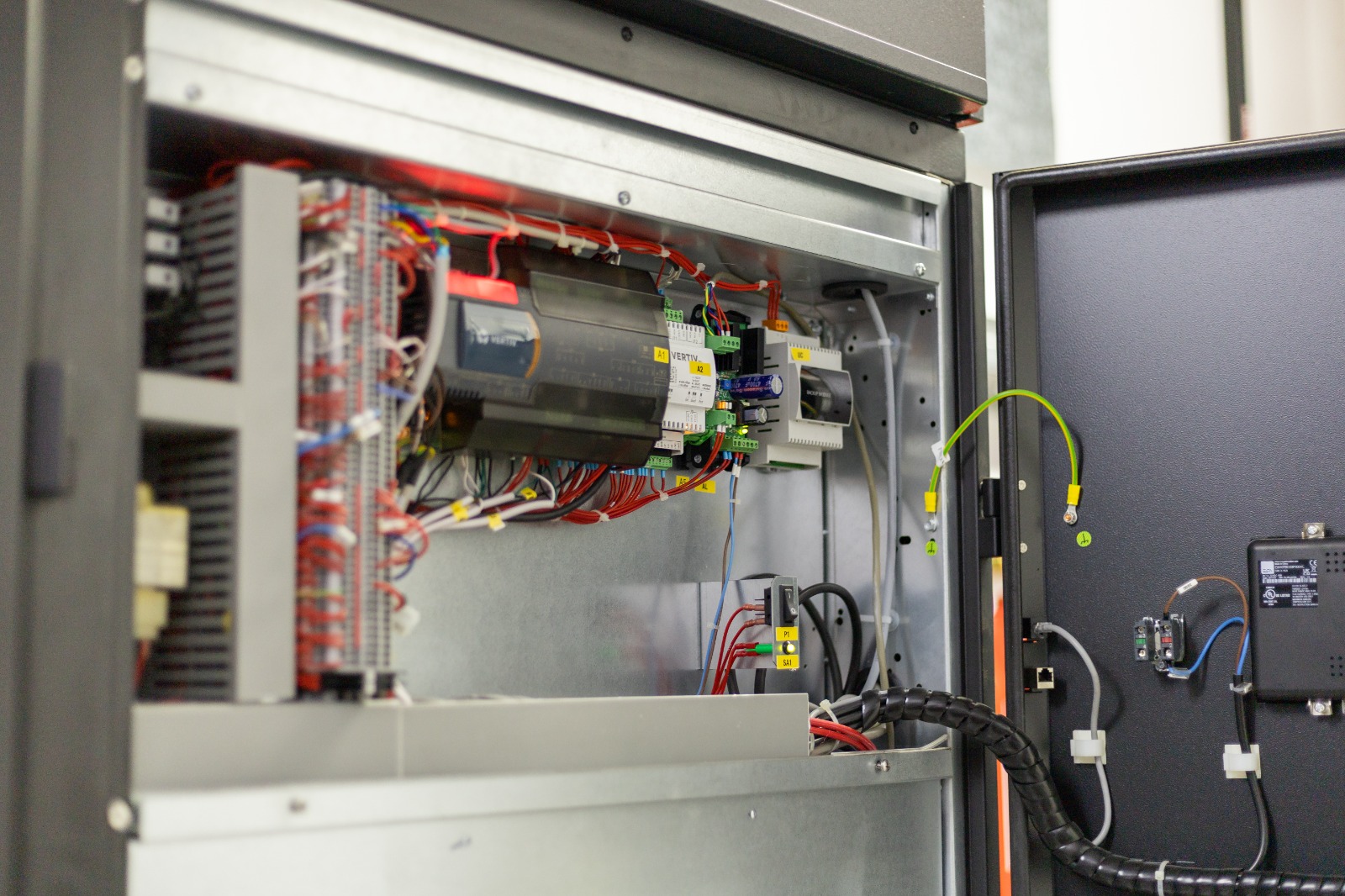 Close Control / Computer Room Systems